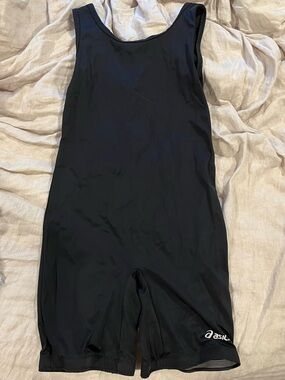 EUC Asics Women’s Black Wrestling Singlet